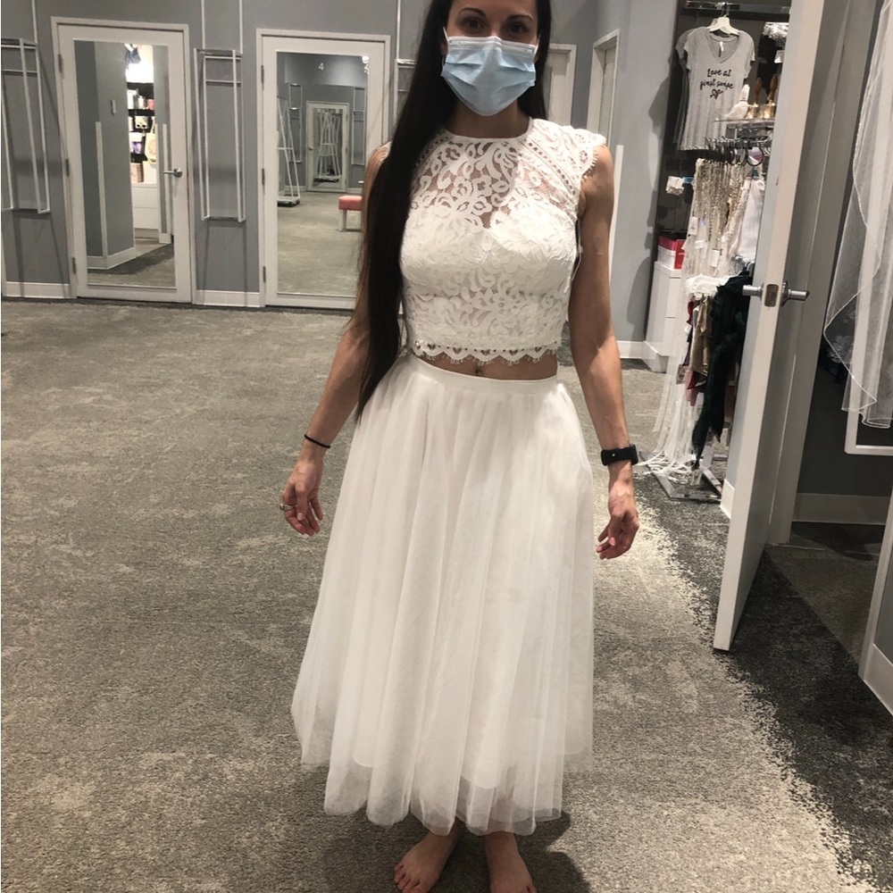 David’s Bridal lace top and tulle skirt set. NWT white bridal outfit